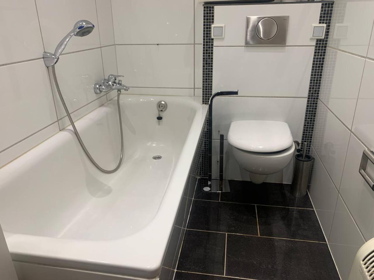 2 Room Apartament Messe Essen Zewnętrze zdjęcie